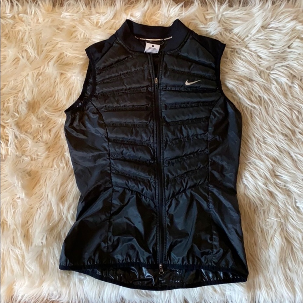 Black nike running vest